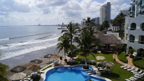 Playa Caracol Hotel & Spa