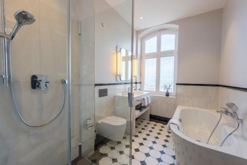 Hotel Am Leuchtturm - image 6
