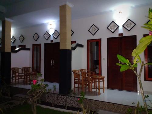 Dwiki Putra Home Stay in Nusa Lembongan