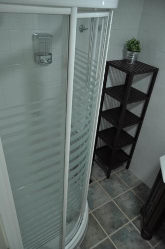 Triple Room (3 Adults) image 3