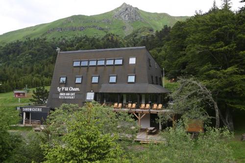 Gîte-Hôtel Le P'tit Cham - Hotel - Le Mont-Dore