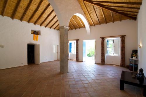 Exterior view, The Enchanted farm in Vale de Eguas