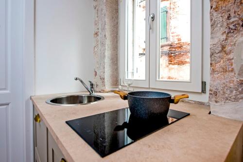 ห้องครัว, Apartment and Studio CA’ 3 VIE in โรวินจ์