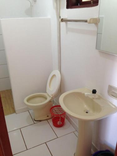 Badkamer, Garopaba Praia Club in Camacho