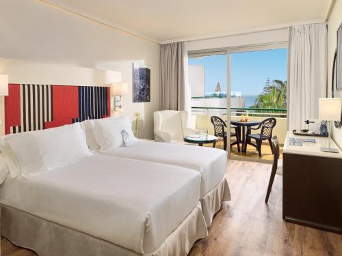 H10 Las Palmeras - image 3