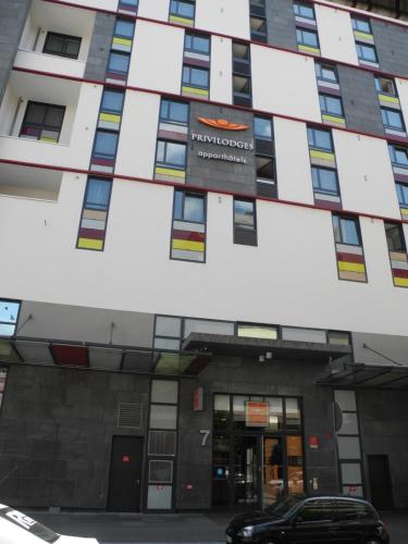 Apparthotel Privilodges Carré de Jaude - image 3