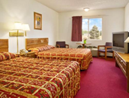 Westwood Inn & Suites - Kimball