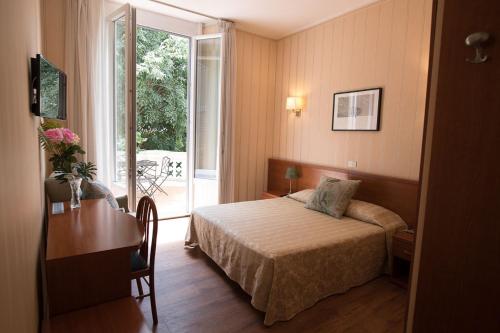 Hotel Villa Delle Rose, Рим (фото 9)