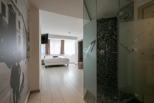 Suite, junior
