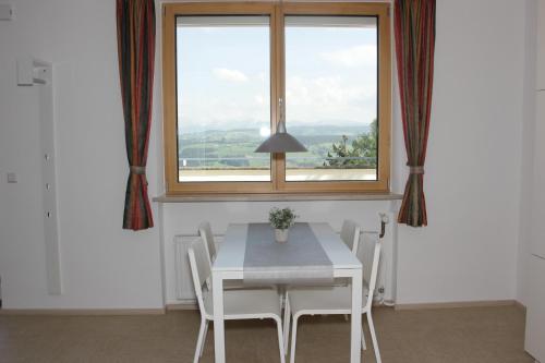 Schonblick Hotel Garni Ferienwohnungen in Lindenberg im Allgau