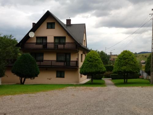 Gazdówka Pod Pstrągiem - Hotel - Korbielów