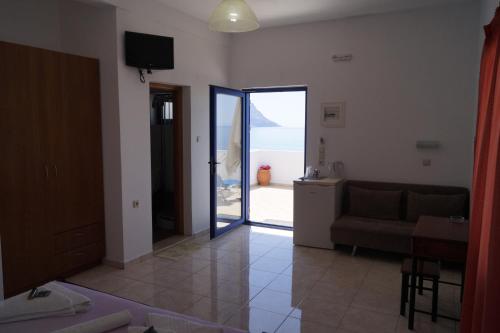 Paralia guest house