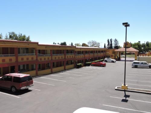 外部景觀, Mission Inn and Suites - Hayward in 海沃德 (CA)