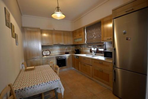 Mezapos Villa Katerina in แคลามาทา