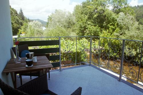 Riverview apartment Three Springs Tri Zvira