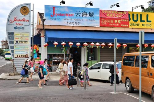 A Hotelcom Escape Backpackers Kk Hostel Kota Kinabalu - 