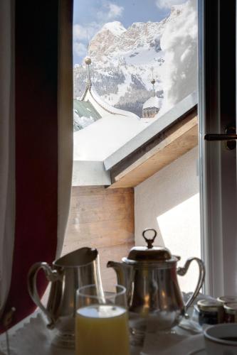 Hotel Cortina - image 7