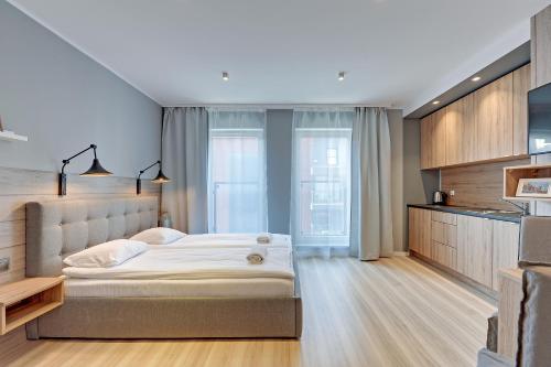 Apartamenty Apartinfo Chmielna Park - image 14