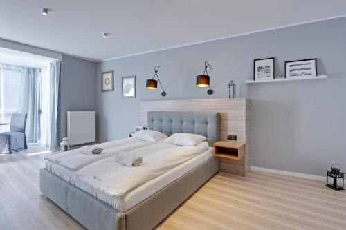 Apartamenty Apartinfo Chmielna Park - image 5