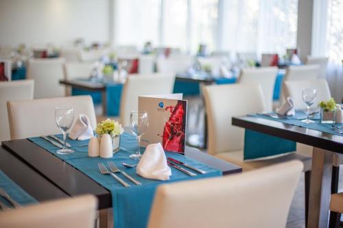 Grupotel Montecarlo - image 5