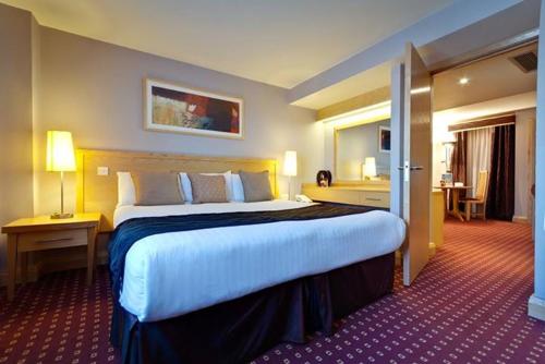 The Suites Hotel & Spa Knowsley - Liverpool by Compass Hospitality in Simonswood