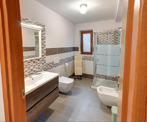 Fürdőszoba, Agriturismo CAMPANELLA in Szent Rocco di Piegara