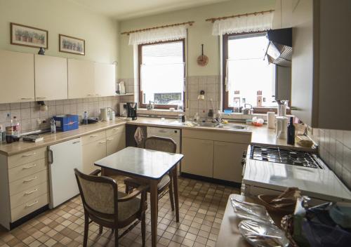 廚房, Ferienhaus Vulkaneifel Kopp in 科普