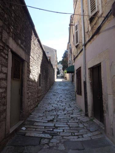  Private room in strict town center in Pula