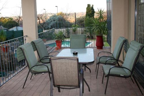 Balcony/terrace, Moonflower Cottages -Self Catering Apartments near Pron