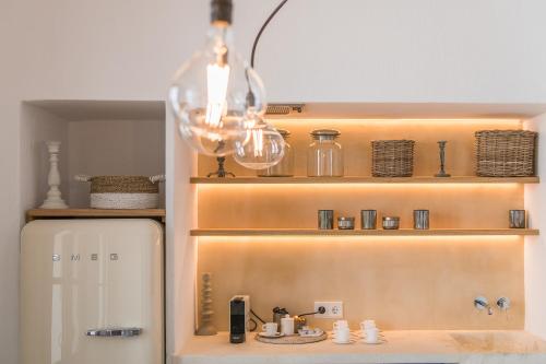 LLONGA'S 11th - image 11