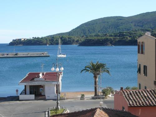 Affittacamere Vista Mare - Accommodation - Porto Azzurro