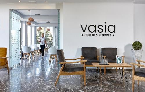 Vasia Royal Hotel - image 5
