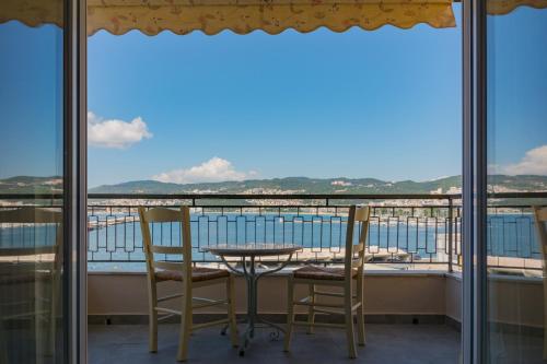  Kalimera Apartment, Pension in Kavala