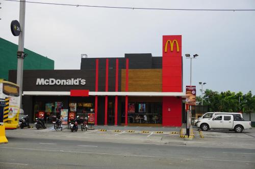 Restaurant, XNY at SMDC Trees Residences Quezon City-1 Bed RoomT2 in San Jose del Monte