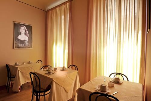 Hotel Romagna - image 14