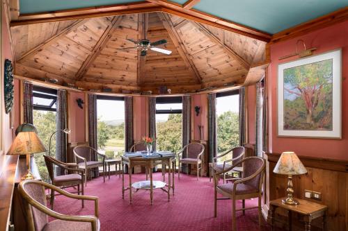 Kathleens Country House - image 7