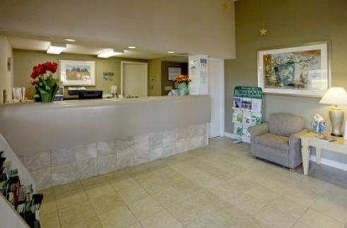 Americas Best Value Inn & Suites Murfreesboro