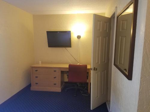 모텔 6 탤러해시, FL – 노스 모나로 - 편의 시설/서비스
