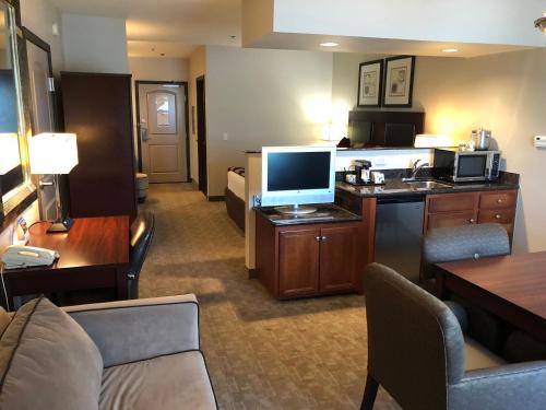 King Room with Sofa Bed