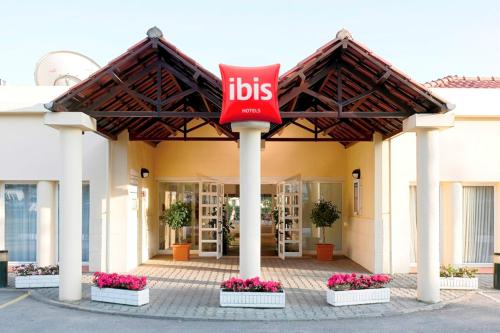 Hotel ibis Setubal - image 3
