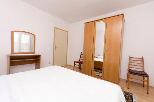 Apartments Visnja - image 5