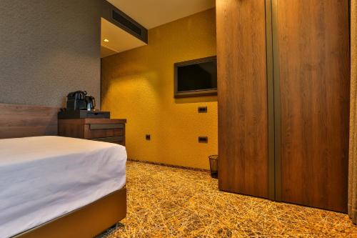 Hotel Zeta - image 8