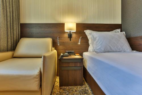 153130900 Hotel Zeta