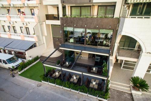 153130913 Hotel Zeta