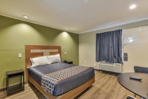 Budgetel Inn and Suites Knights Inn Raleigh is a popular choice amongst travelers in Raleigh (NC), whether exploring or just passing through. The hotel has everything you need for a comfortable stay. Facilities like free Wi-