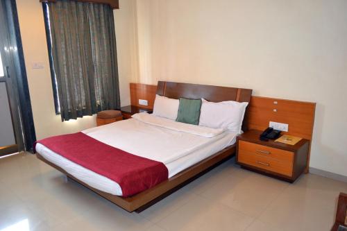 Jaffer Bhai's Brickland Hotel