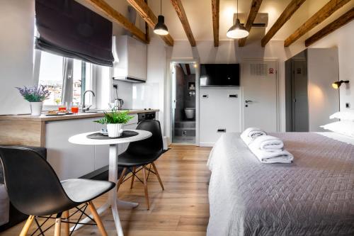 Luxury Apartment Sea View 3