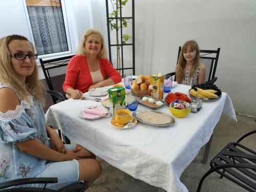 Guest House Nana - image 11