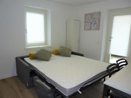 2 bedrooms, 5 beds