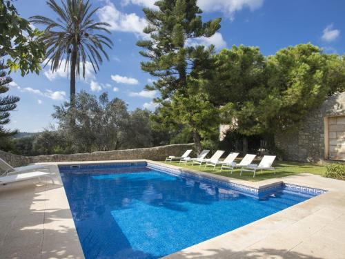  Modern Mansion in Lloseta with Private Pool in Lloseta